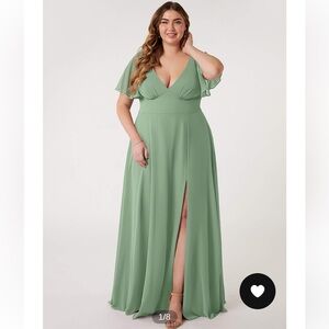 Azazie Kimber in Matcha Chiffon Size 12